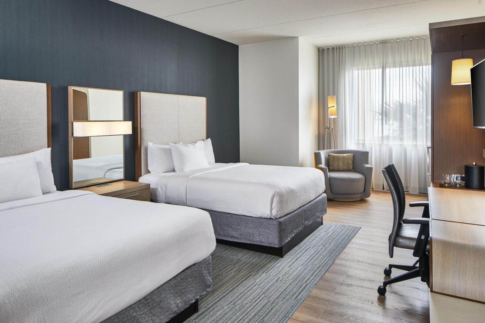 Courtyard By Marriott St. Petersburg Clearwater/Мадейра-Бич Экстерьер фото