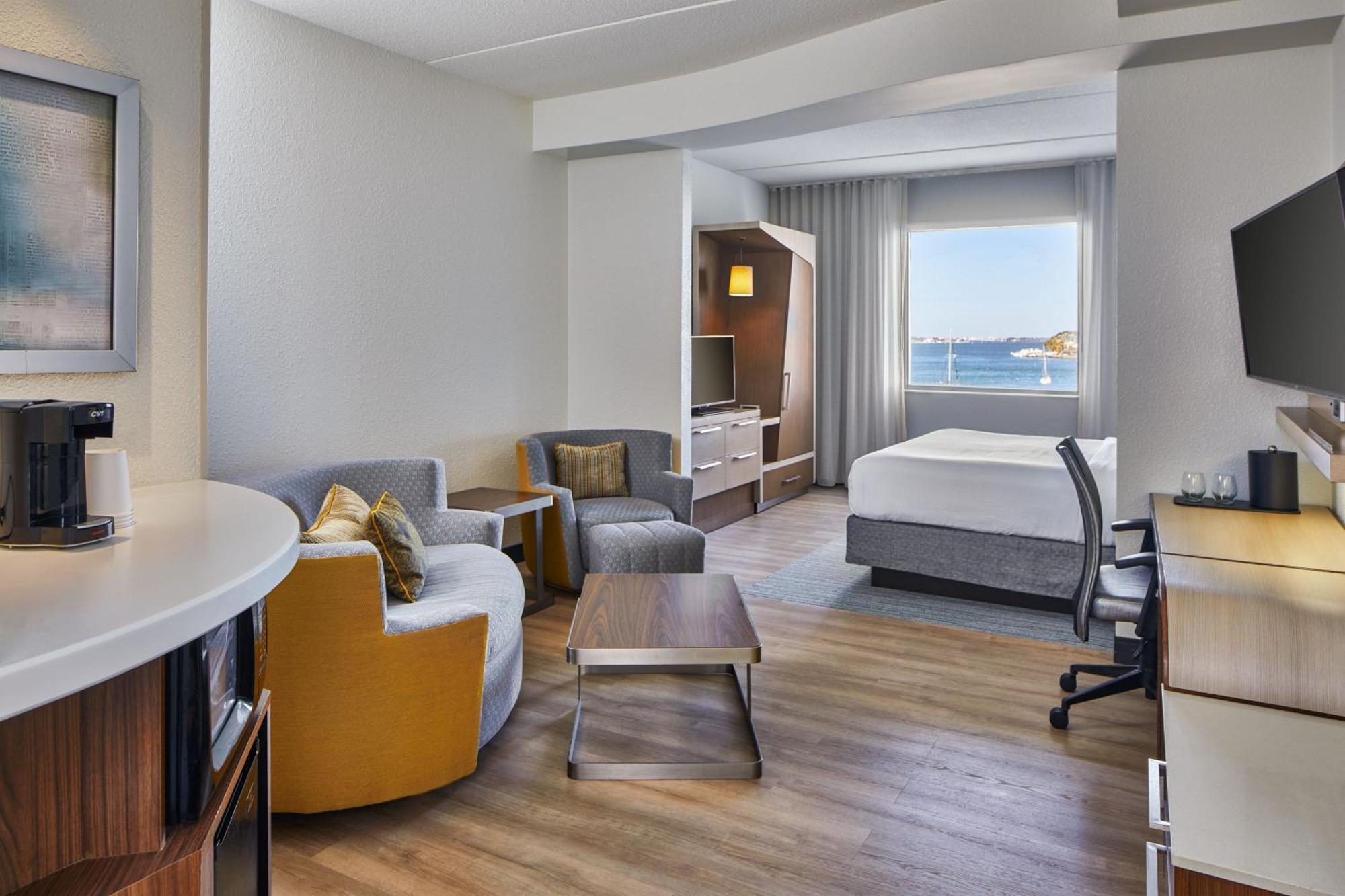 Courtyard By Marriott St. Petersburg Clearwater/Мадейра-Бич Экстерьер фото