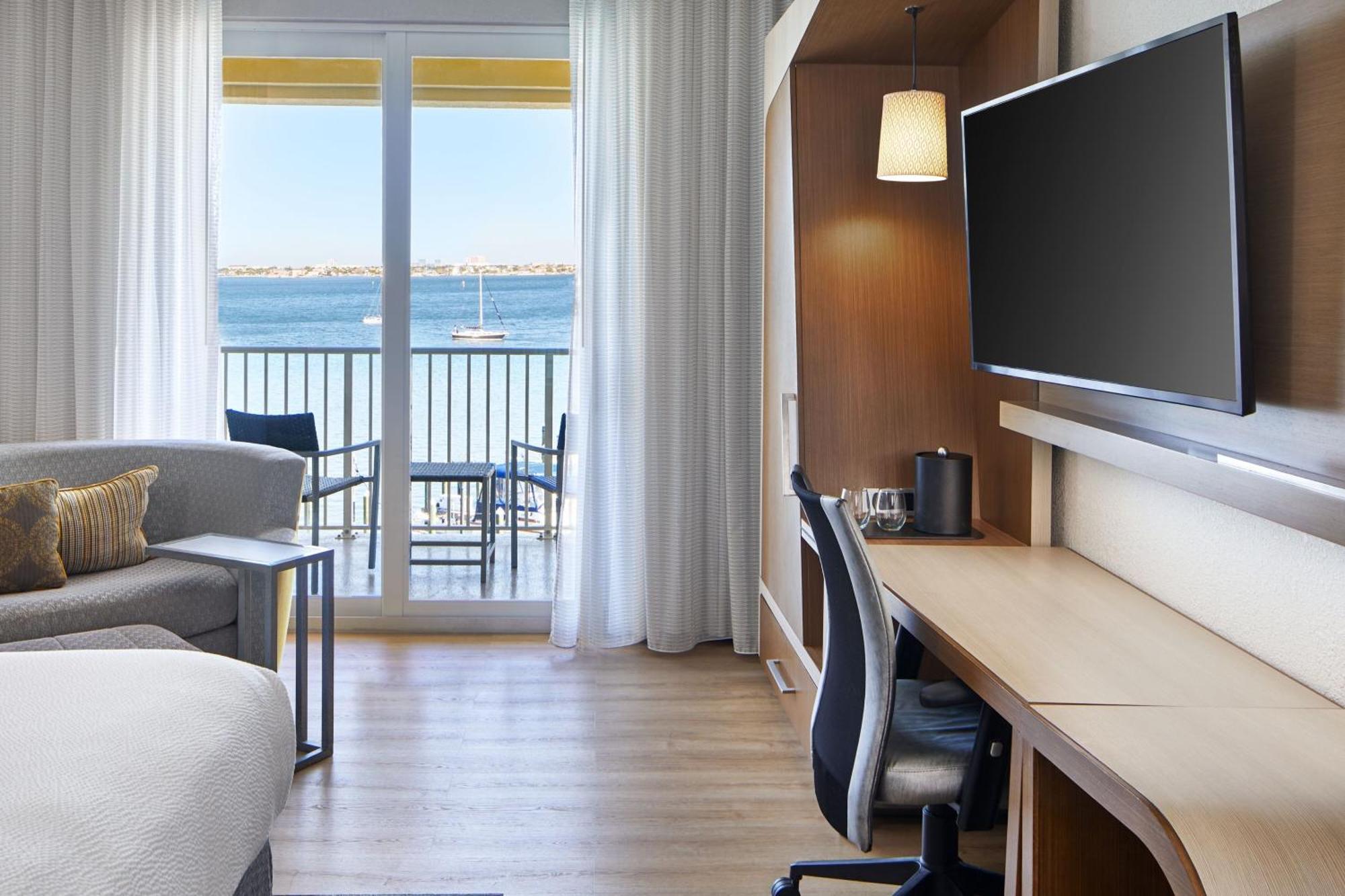 Courtyard By Marriott St. Petersburg Clearwater/Мадейра-Бич Экстерьер фото