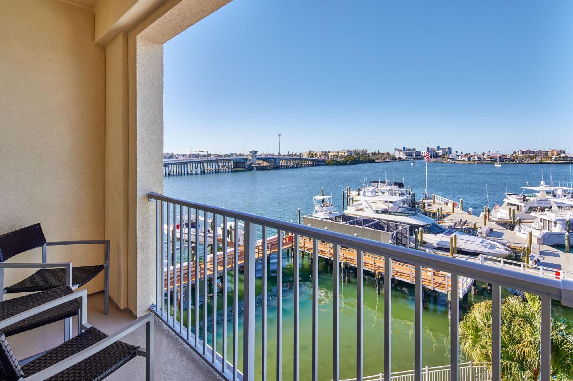 Courtyard By Marriott St. Petersburg Clearwater/Мадейра-Бич Экстерьер фото