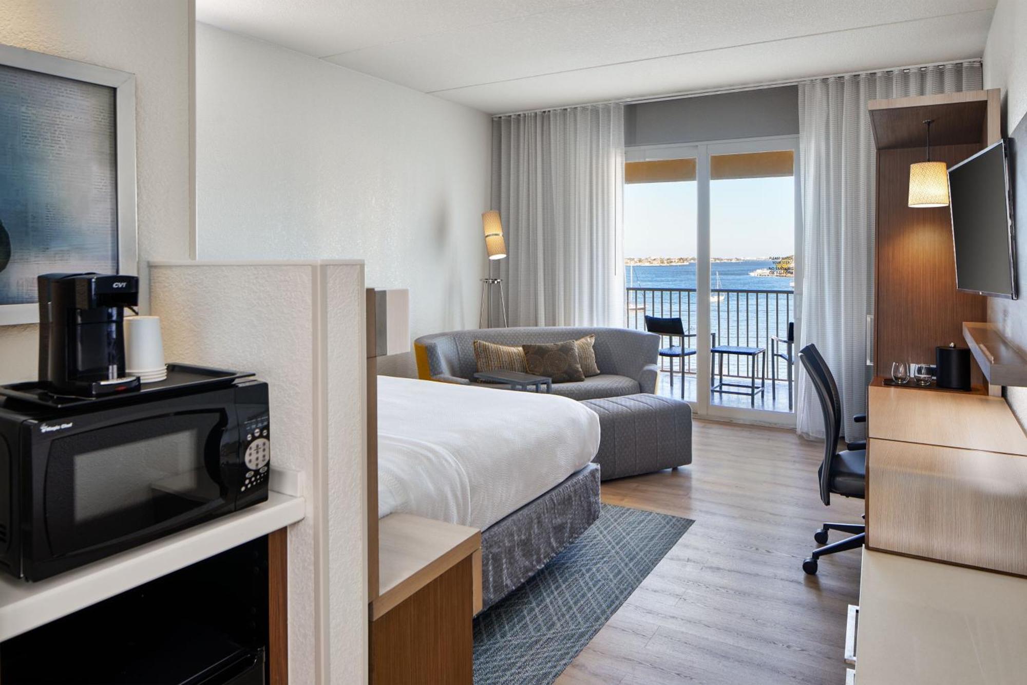 Courtyard By Marriott St. Petersburg Clearwater/Мадейра-Бич Экстерьер фото