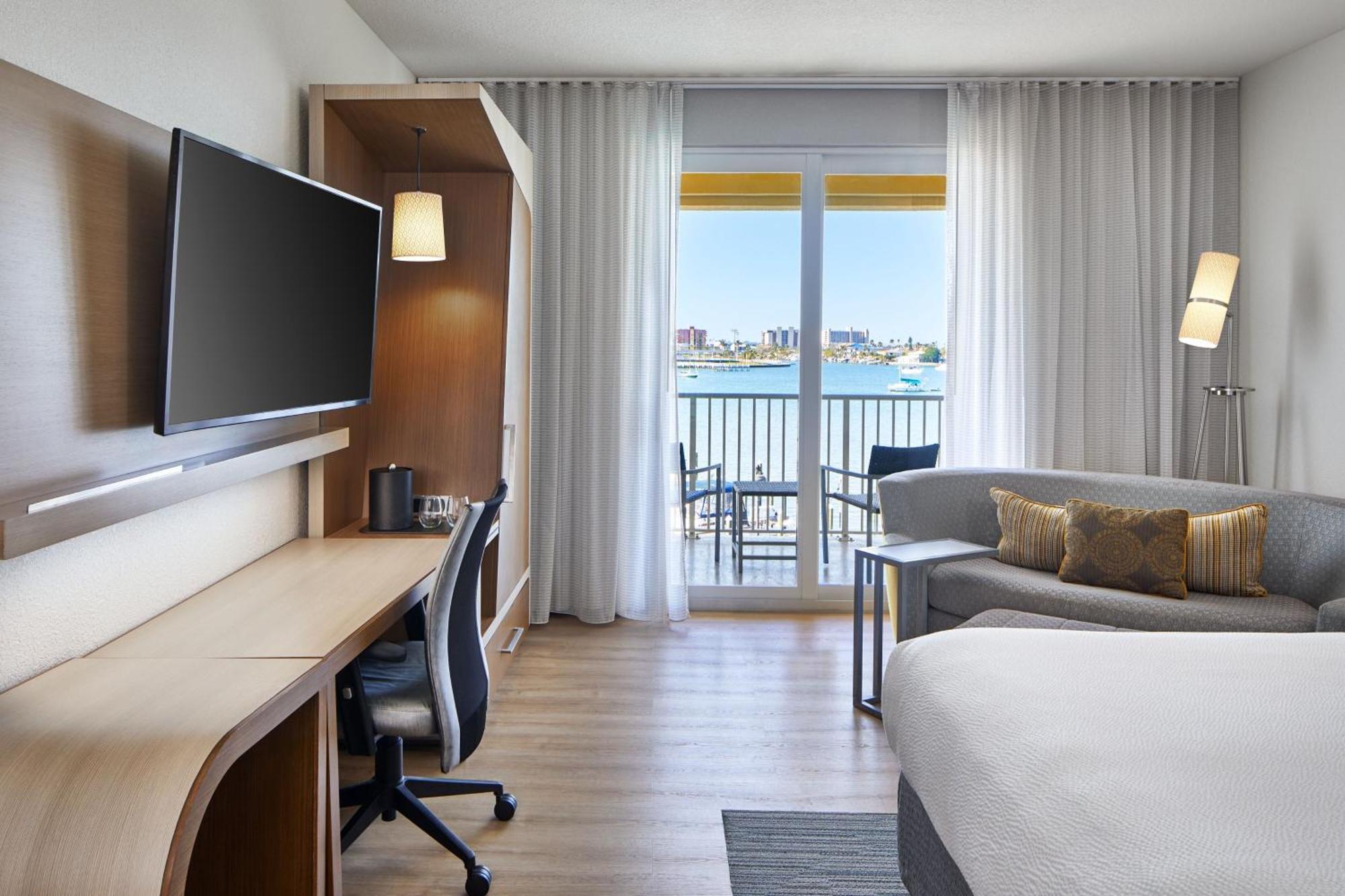 Courtyard By Marriott St. Petersburg Clearwater/Мадейра-Бич Экстерьер фото